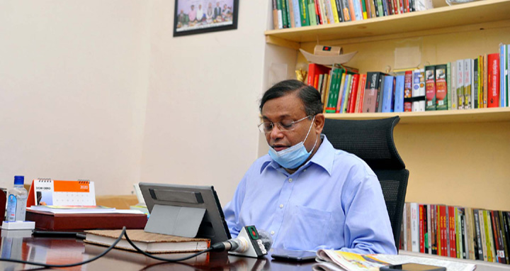 নিজের ও পরিবারের সুরক্ষায় স্বাস্থ্যবিধি মেনে চলার পরামর্শ তথ্যমন্ত্রীর