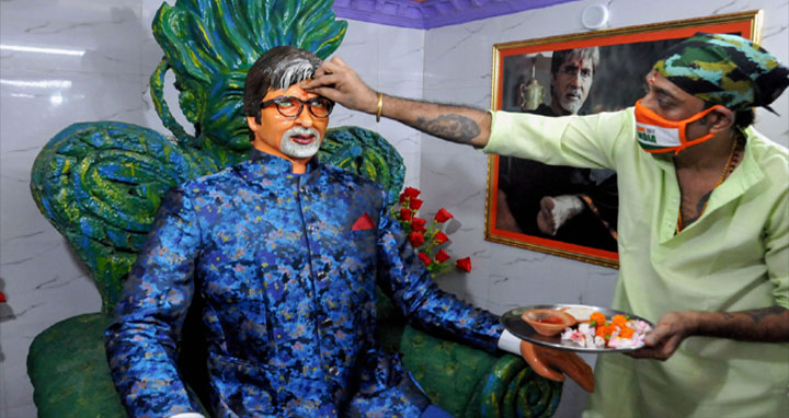 কলকাতার অমিতাভ মন্দিরে ‘করোনা আক্রান্ত দেবতা’র জন্য যজ্ঞ