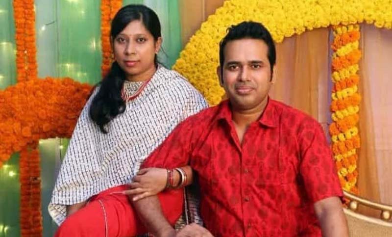 গীতিকার অনুরূপ আইচের স্ত্রী না ফেরার দেশে