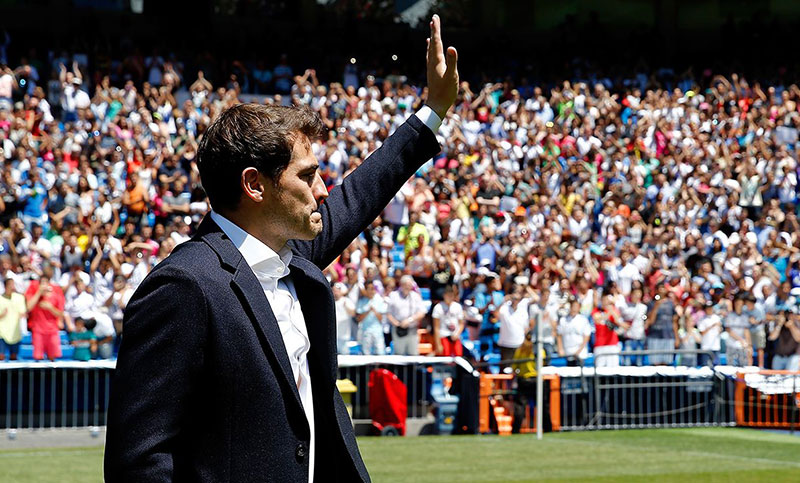 ফুটবলকে বিদায় বললেন কিংবদন্তি গোলকিপার ক্যাসিয়াস