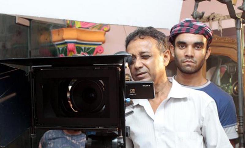 না ফেরার দেশে পরিচালক মাসুদ আজাদ