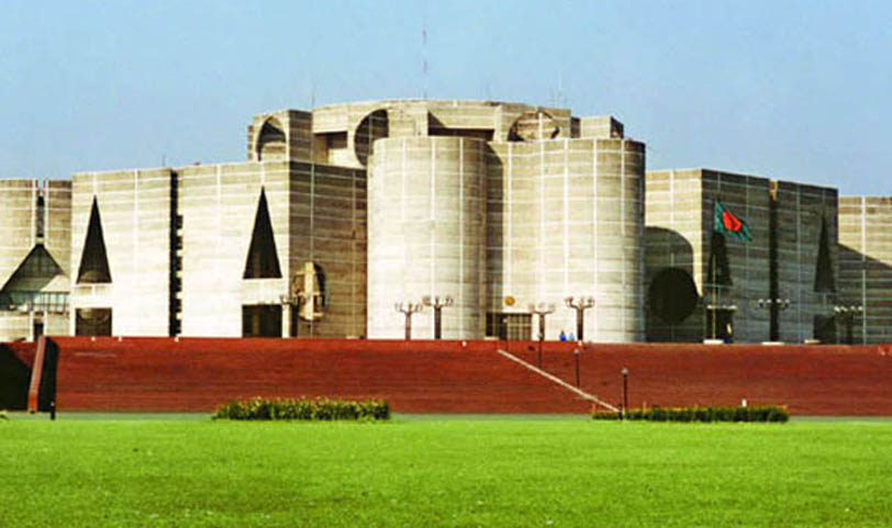 বৈমানিকদের ঝুঁকি ভাতা বাড়ানোর সুপারিশ
