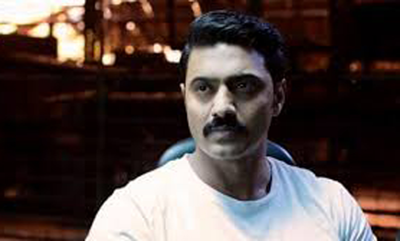 সিনেমা হল বাঁচাতে সরকারের কাছে আকুতি দেবের