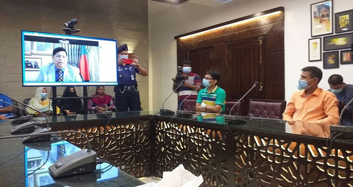 দেশে ভ্যাকসিন এলে কেউ বাদ যাবে না : পররাষ্ট্রমন্ত্রী