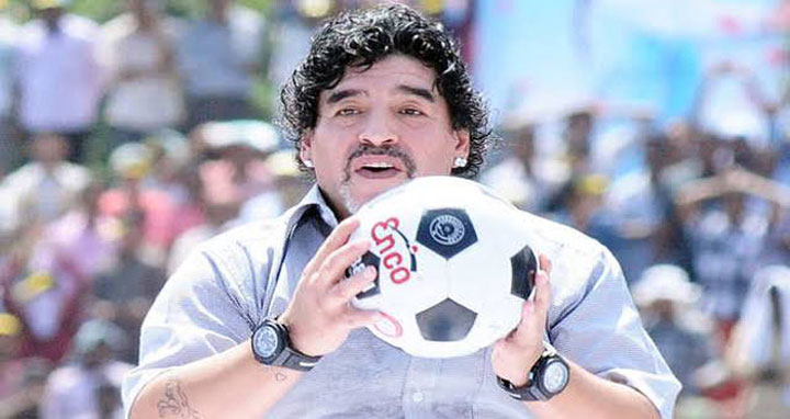 ম্যারাডোনার আজ ৬০ তম জন্মদিন