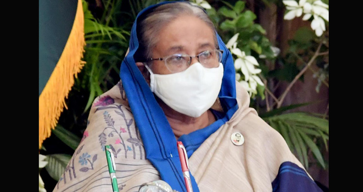 বেশি সংখ্যক মানুষকে ভ্যাকসিন দিতে হবে : প্রধানমন্ত্রী
