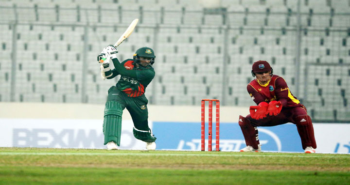 দশ মাস পর ক্রিকেটে ফিরেই বাংলাদেশের সহজ জয়