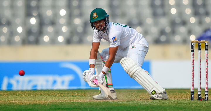 দুই উইকেট হারিয়ে সতর্ক বাংলাদেশ