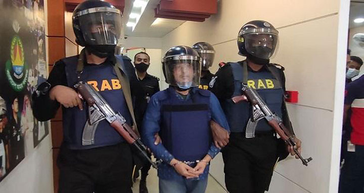 গ্রেনেড হামলা: গ্রেপ্তার দণ্ডিত আসামি ইকবাল হরকাত জঙ্গি