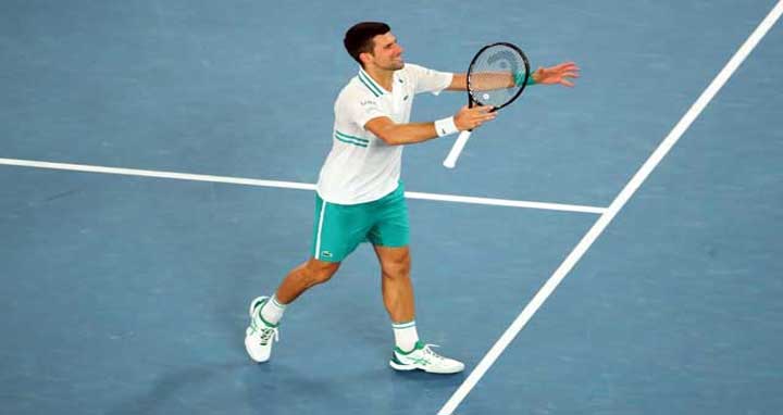 কারাৎসেভকে হারিয়ে ফাইনালে জোকোভিচ