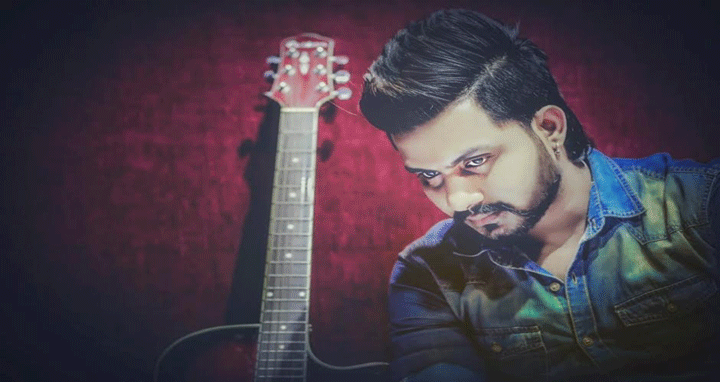 রোজমেরি ইউটিউবের বিগ বাজেটের গান ‘মন কান্দে’