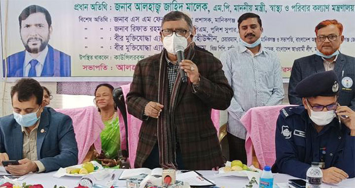 করোনা নিয়ন্ত্রণ জাদু-মন্ত্রে হয়নি: স্বাস্থ্যমন্ত্রী