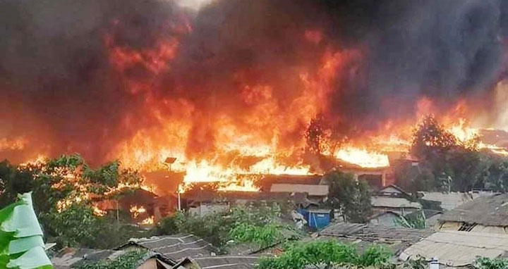 উখিয়ায় রোহিঙ্গা ক্যাম্পে আগুনে শিশুসহ নিহত ৮