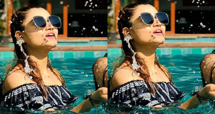 বলিউডে পা রাখছেন মন্ত্রীর মেয়ে, সুন্দরীকে নিয়ে জল্পনা