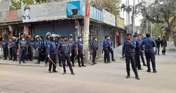 কাদের মির্জার কার্যালয় ঘিরে রেখেছে র‌্যাব-পুলিশ
