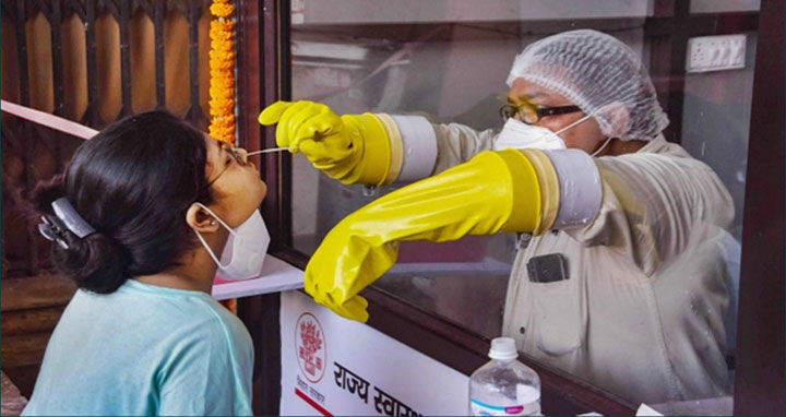 করোনা: রেকর্ড ভেঙে ভারতে একদিনে সর্বোচ্চ আক্রান্ত