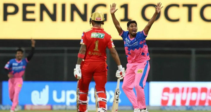 প্রথম ম্যাচে উইকেটশূন্য মুস্তাফিজ