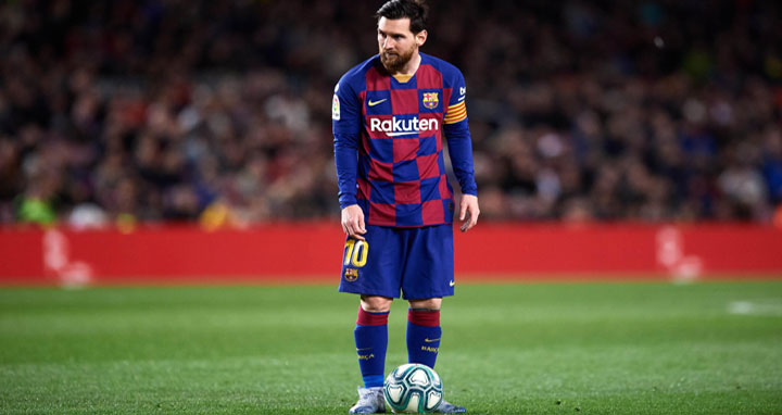 বার্সায় থেকে বেতন কমাবেন মেসি, তবে. . .