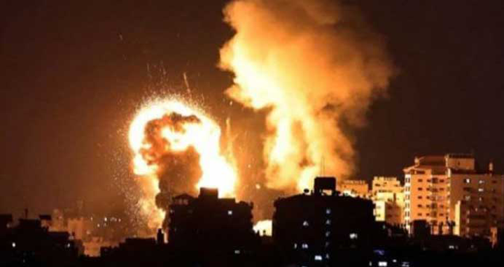রাতের আঁধারে ফের ফিলিস্তিনে ইসরায়েলি হামলা