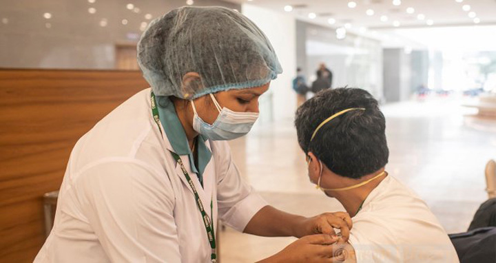 দেশব্যাপী করোনা’র ভ্যাকসিনেশন ক্যাম্পেইন শুরু