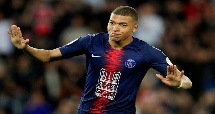 পিএসজিতেই থাকছেন এমবাপে