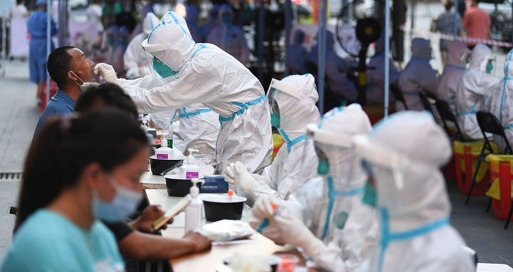 চীনের উহানে ফের বেড়েছে করোনা সংক্রমণ