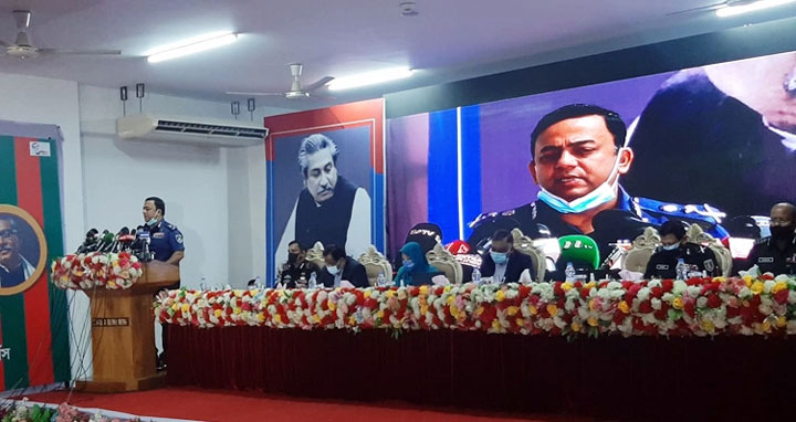 কিশোর গ্যাং আইনশৃঙ্খলা নিয়ন্ত্রণে চ্যালেঞ্জ তৈরি করেছে : আইজিপি