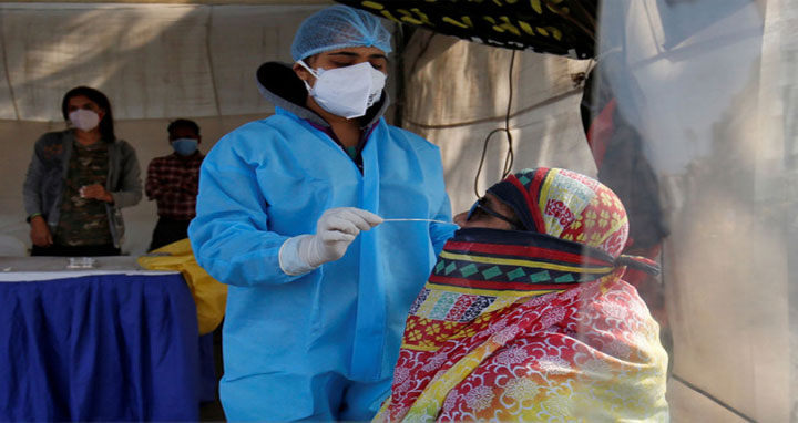 ভারতে কমেছে শনাক্ত ও মৃত্যু