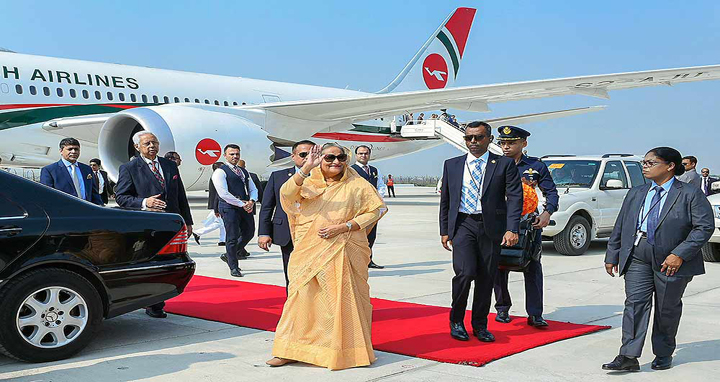 জাতিসংঘের সাধারণ অধিবেশনে যোগ দিতে ঢাকা ছাড়লেন প্রধানমন্ত্রী