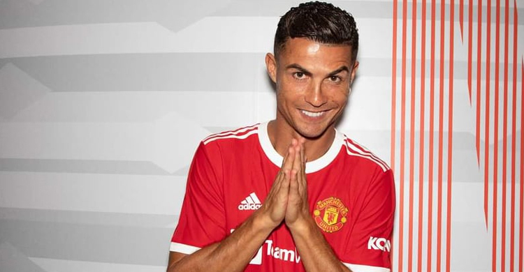 রাতে ইউনাইটেডে নতুন অভিষেক রোনালদোর