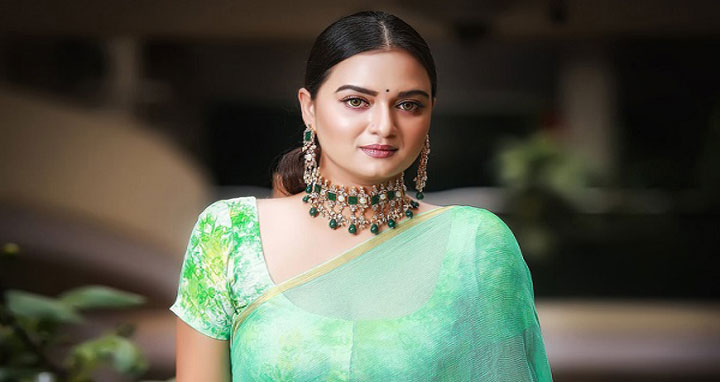 মা হলেন অভিনেত্রী নাজিরা মৌ