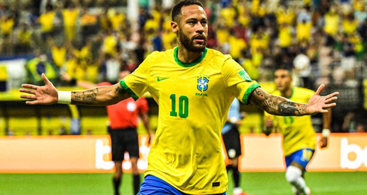 নেইমার নৈপুণ্যে উরুগুয়েকে উড়িয়ে দিল ব্রাজিল