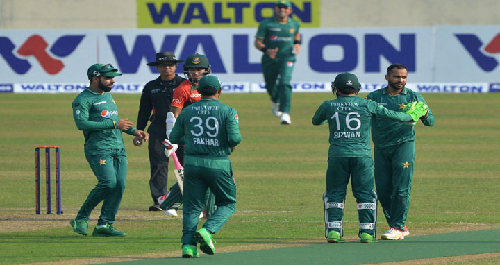 ঘরের মাঠেও হারের বৃত্তে বাংলাদেশ