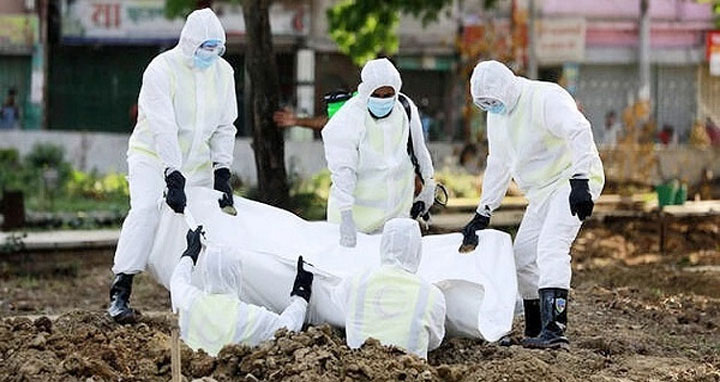 করোনা সংক্রমণ বাড়লো লক্ষাধিক, মৃত্যু সাড়ে ৭ হাজার