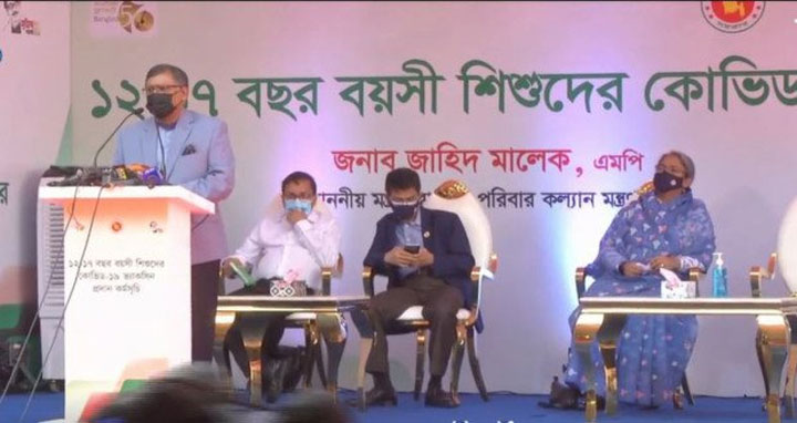 ১২ বছরের নিচে এখনই টিকা নয় : স্বাস্থ্যমন্ত্রী
