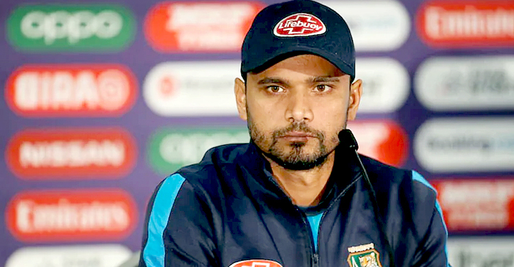 সুস্থ থাকলে টেস্টে ৩০০ উইকেট পেতাম: মাশরাফি