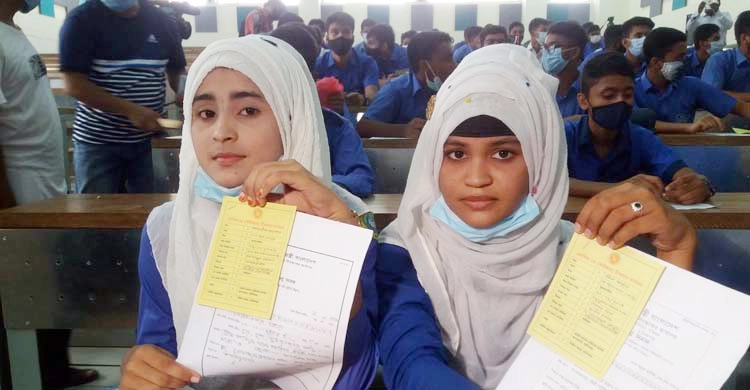 ১৭ দিনে টিকা পেলেন সোয়া ২ লাখ শিক্ষার্থী!