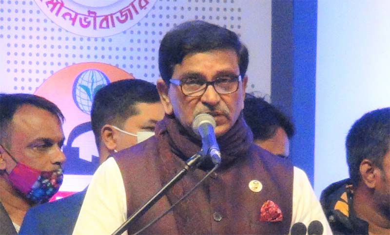 খালেদার কোনোভাবেই দেশের বাহিরে যাওয়ার বিধান নেই : হানিফ