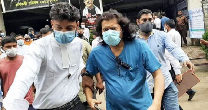 কপিরাইট: বাংলালিংকের কাছে ১০ কোটি টাকা চান জেমস-মাইলস