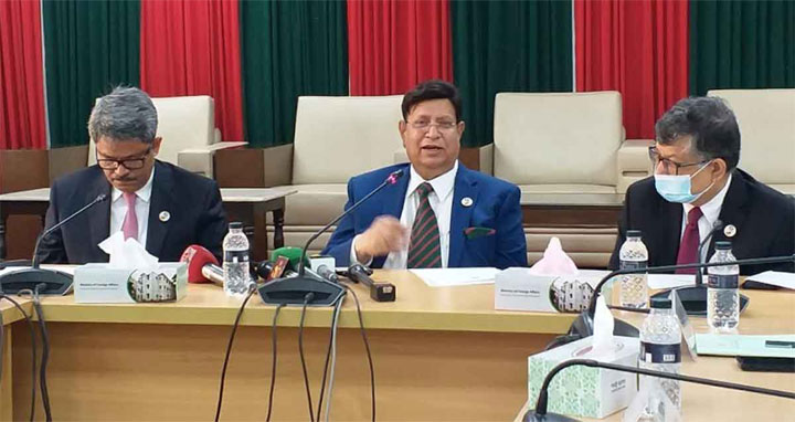 ‘দক্ষিণ আফ্রিকা থেকে দেশে ফেরাদের চিহ্নিত করার চেষ্টা চলছে’