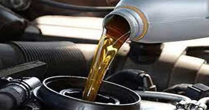 বিশ্ববাজারে তেলের দাম আরও কমলো