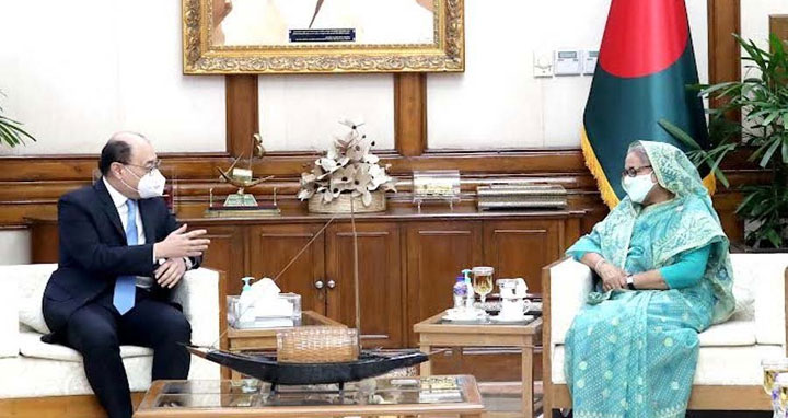 নেপাল-ভুটানে জলবিদ্যুৎ উৎপাদন করে ঢাকা-দিল্লি উপকৃত হতে পারে : প্রধানমন্ত্রী