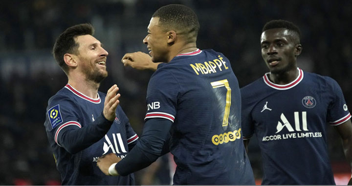 এমবাপ্পে-মেসির নৈপুণ্যে মোনাকোর বিপক্ষে পিএসজি’র জয়