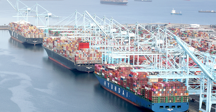 মার্কিন বন্দরগুলোতে ১০০০ কোটি ডলার বিনিয়োগ করবে কাতার