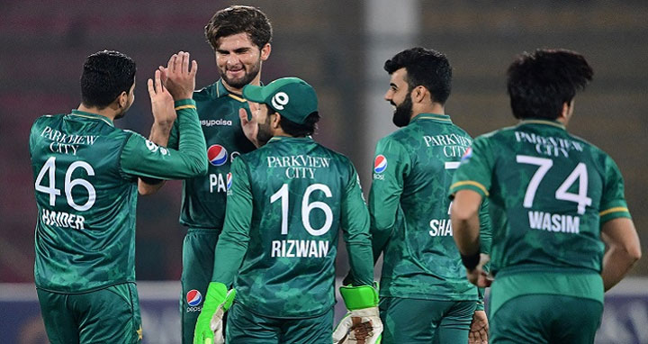 এবার লড়াই করে হারল ওয়েস্ট ইন্ডিজ