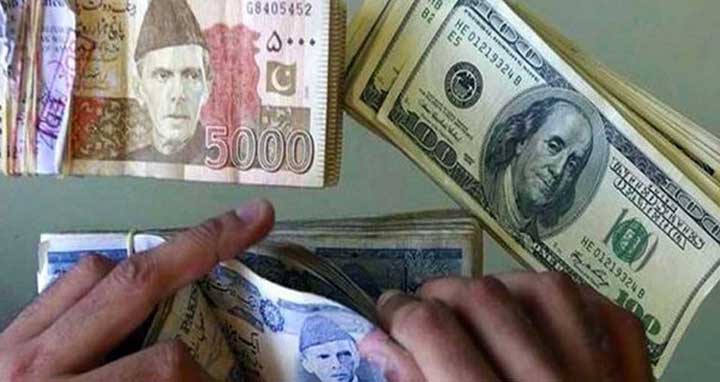 পাকিস্তানে ২৫৫ রুপিতে কিনতে হচ্ছে এক ডলার