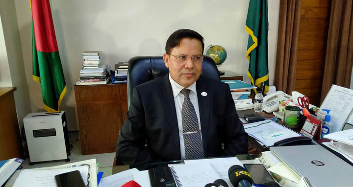 আমরা কোনো অনিয়মের পক্ষপাতিত্ব করি না : ইসি হাবিব
