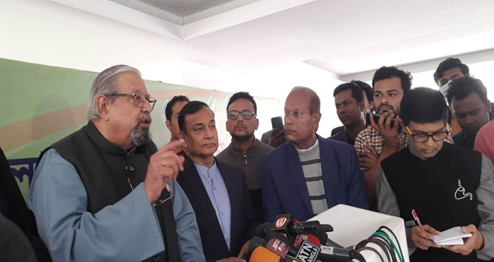 দালালচক্রের ব্যাপারে ডিসিসহ সবাইকে কাজ করার আহ্বান মন্ত্রীর