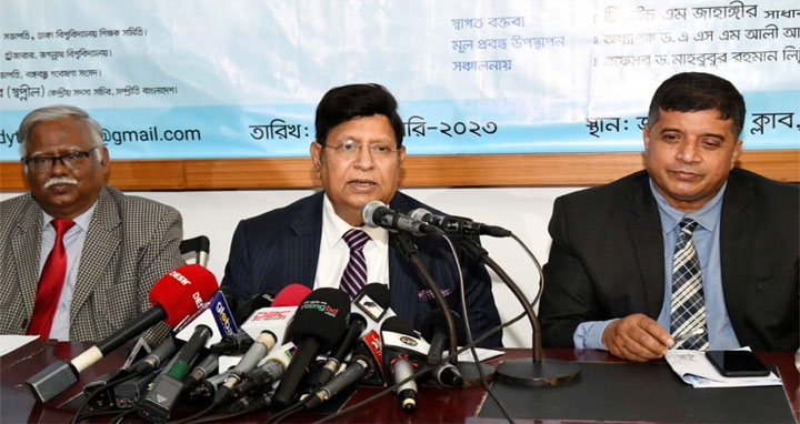 ‘বাংলাদেশের রাজনীতি নিয়ে অন্যদের বাড়াবাড়ি করার সুযোগ নেই’