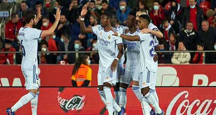 রিয়ালের দুর্দান্ত জয়, পয়েন্ট ব্যবধান কমলো বার্সার সঙ্গে